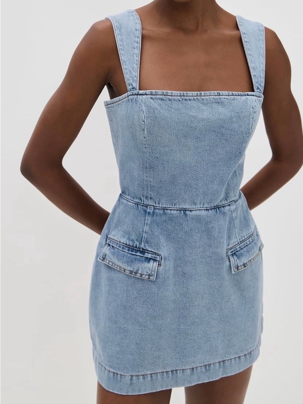 🤍 Amanda Uprichard NWT
Bethany Skort Romper Small - Picture 5 of 10